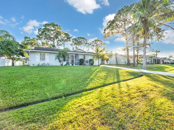 1322 SW Crest Avenue, Port St Lucie, FL 34953