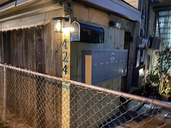2nd image of 424 Texaco Ln APT 4