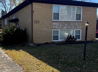 721 56th St APT 2, Clarendon Hills, IL 60514