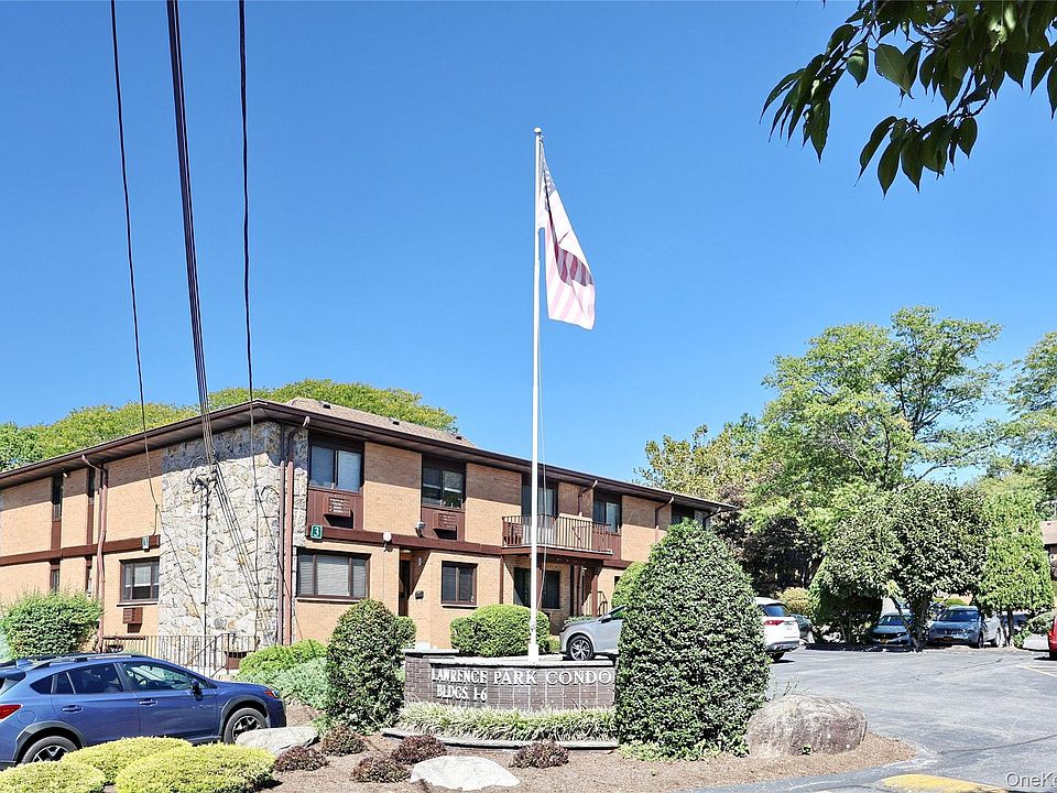 1st image of 1 W Lawrence Park Drive #10