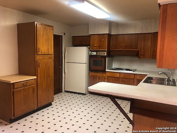 4th image of 4711 Dagmar Dr