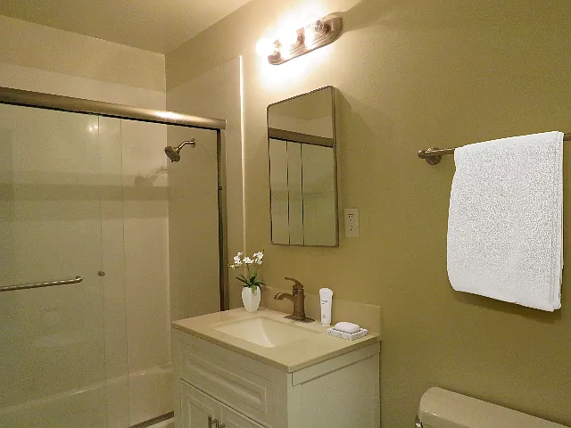 2 Beds 1 Bath