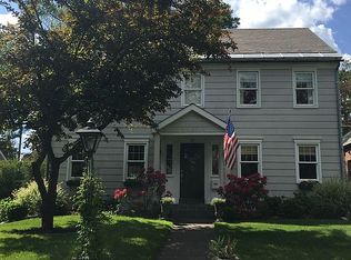 20 Holmes Dl, Albany, NY 12203
