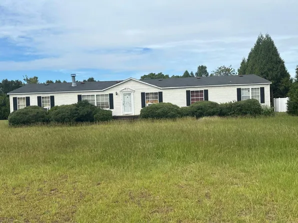 3288 Highway 903 S, Snow Hill, NC 28580