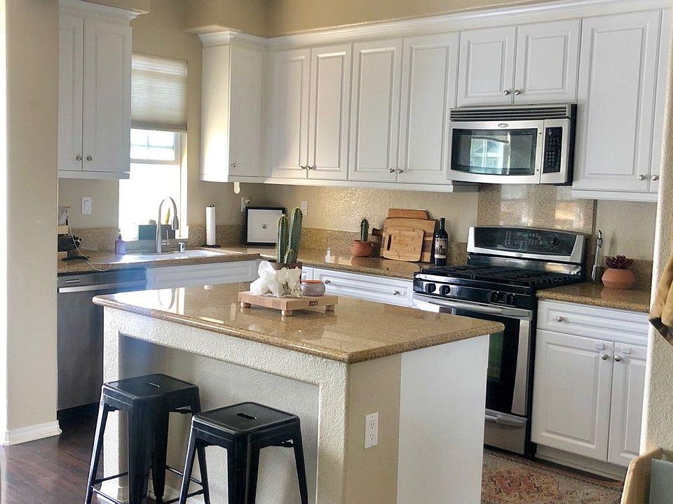 1st image of 3153 Orleans Dr