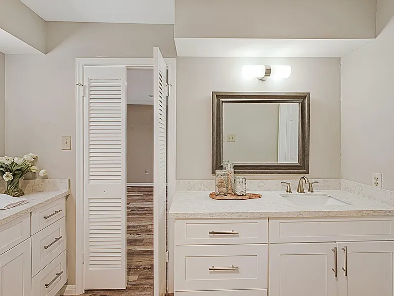 15070 Kimberley Ct — Photo 33