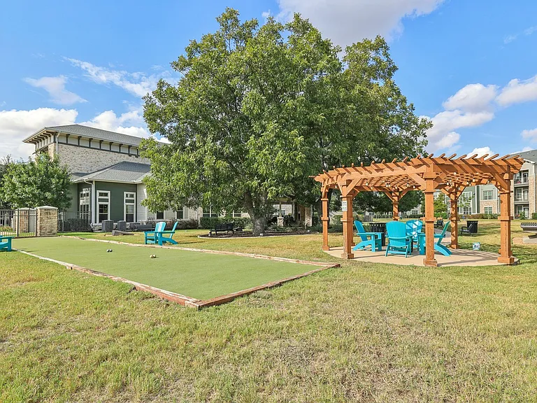 North Creek Apartments in Hutto, Texas