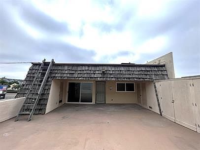 2nd image of 1780 1/2 Rosecrans St
