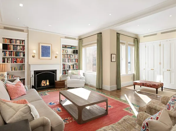 455 East 51st Street image 1 of 12