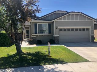 381 Royal Troon Dr, Dayton, NV