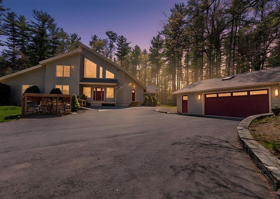 1st image of 8 Dunham Rd