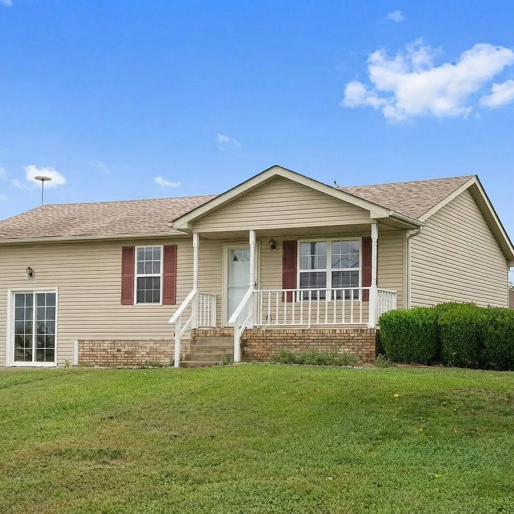 3 bed, 1430 sqft, $1,500 — Photo 2
