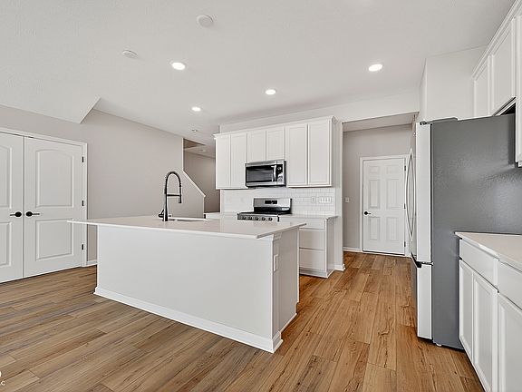 6th image of this home