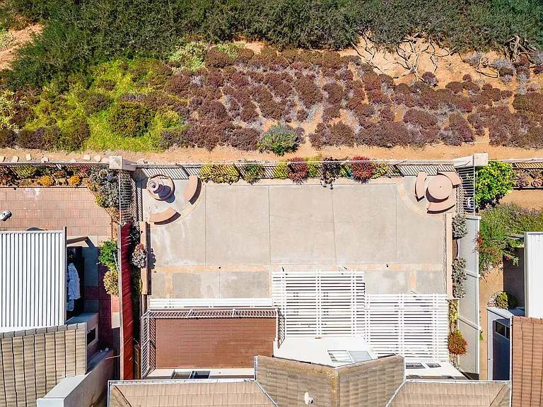 2283 Rock View Gln — Photo 54