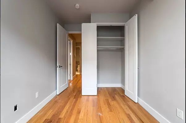 Rented by Rennit Inc. | media 25