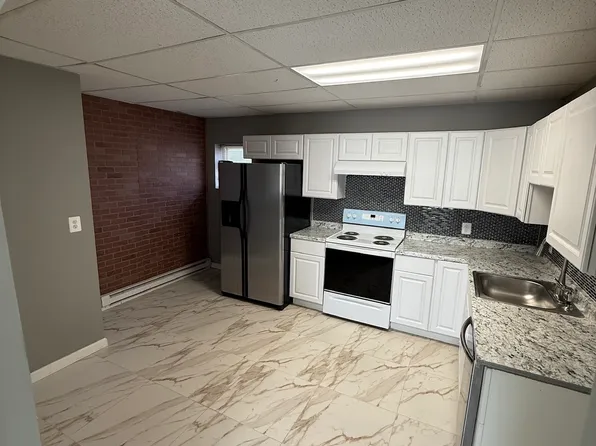 109 W Grand St APT 1, Nanticoke, PA 18634