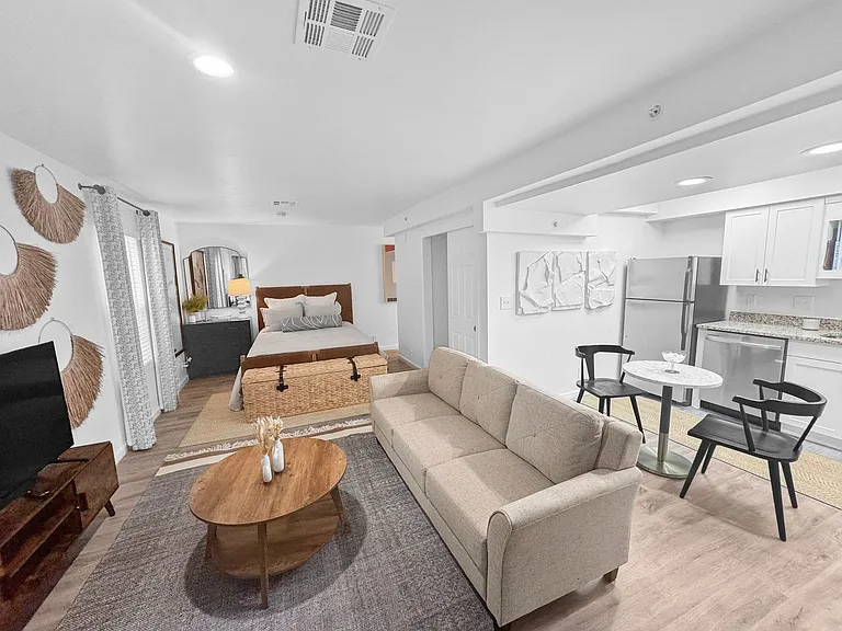 The District at North Hills — Photo 26