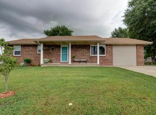 1701 E Hartley St, Ozark, MO 65721