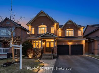 13 Villagewood St, Brampton, ON L6P2C3