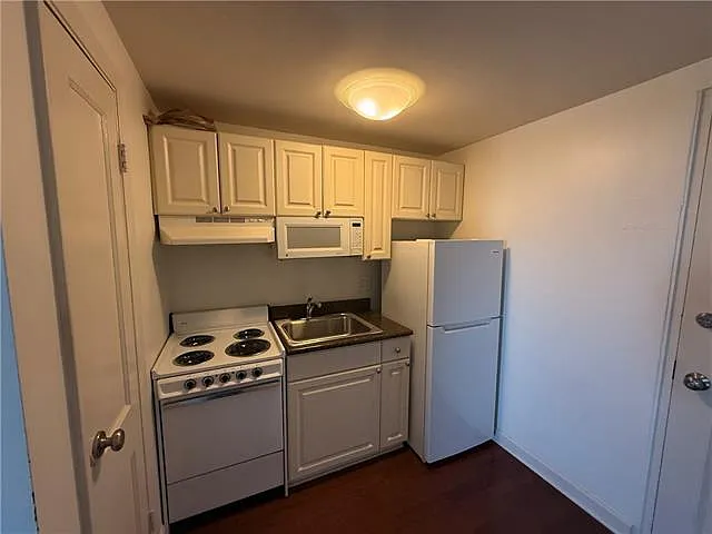 1205 Saint Charles Ave #716 — Photo 18