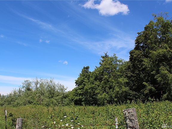3rd image of 999 Happy Valley Rd