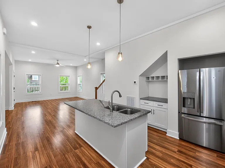 7 Decatur St — Photo 11