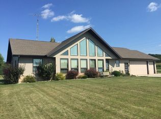 W8657 Breakneck Rd, Oakfield, WI 53065