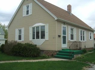 1111 N Jefferson Ave, Mason City, IA 50401