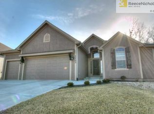 7703 N Lawn Ave, Kansas City, MO 64119