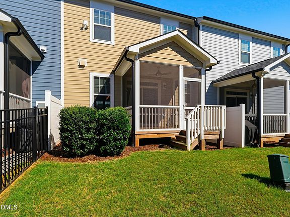 2nd image of 8403 Garnet Rose Ln