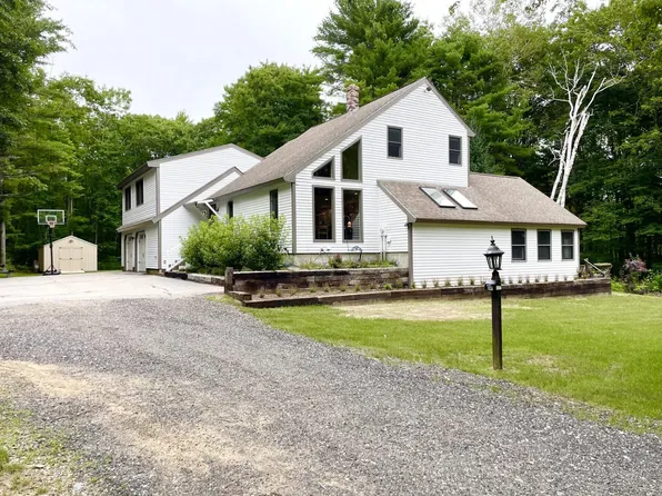 13 Spruce Avenue, Kennebunkport, ME 04046