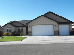 439 Hidden Trail Ln, Twin Falls, ID 83301