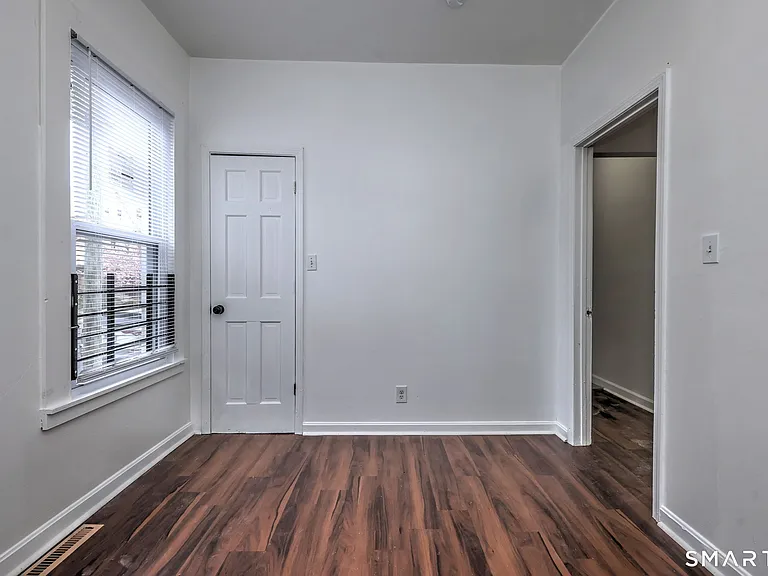 483 Ferry St #1 — Photo 25