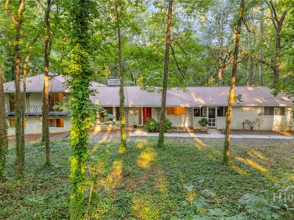 1145 Cherokee Road, Winterville, GA 30683