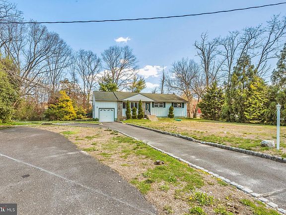2nd image of 142 New Freedom Rd