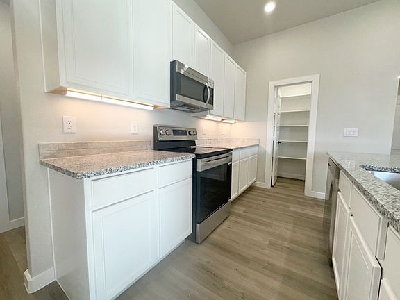 2nd image of 309 Panhandle Dr