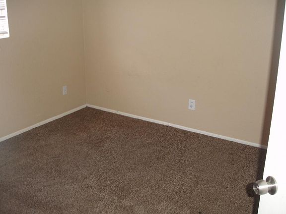 5th image of 1741 E Pepper Cir