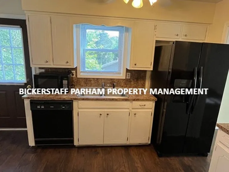 3902 Leisure Ave — Photo 5