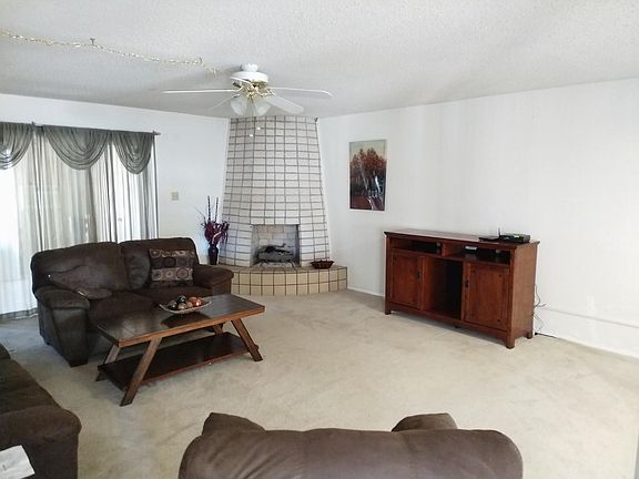 2nd image of 1503 Desert Willow Dr