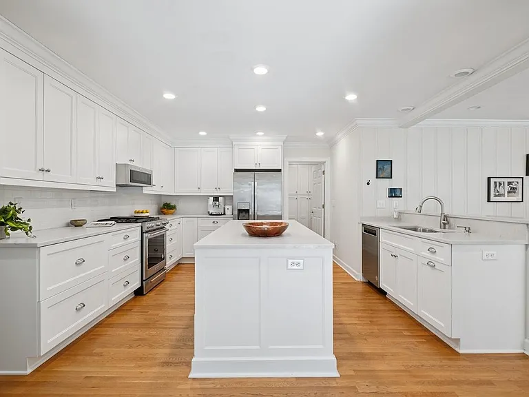 933 S Shem Dr — Photo 21