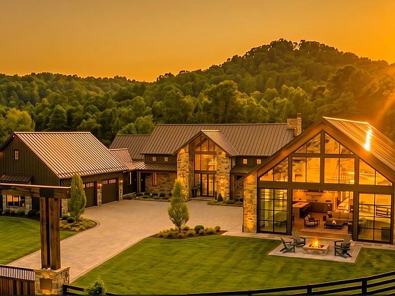 4th image of 6876 Giles Hill Rd
