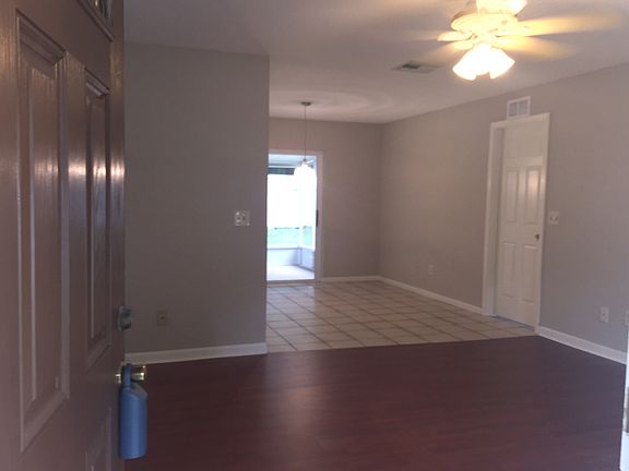 3rd image of 3308 NE 22nd Ct