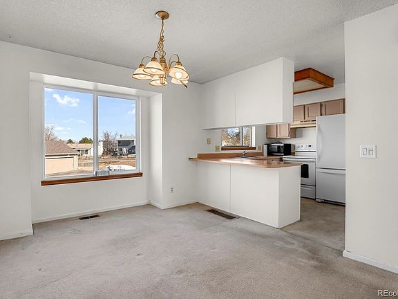 5th image of 4148 S Mobile Cir APT B
