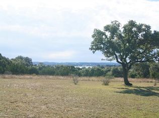 180 Grosbeak Dr, Spring Branch, TX 78070