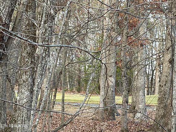 2nd image of 118 Baltusrol Rd