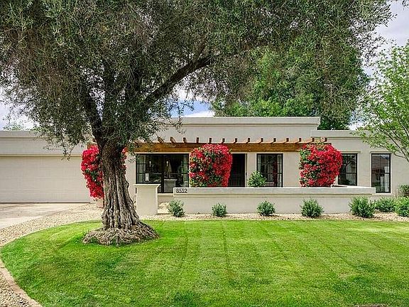 3rd image of 8532 E San Lorenzo Dr