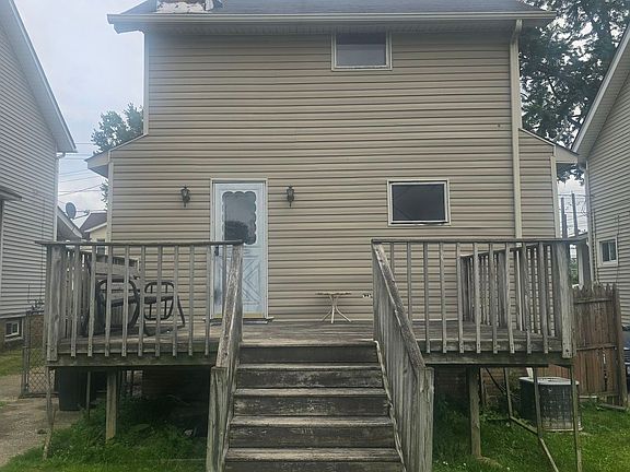 5th image of 3582 W 65th St