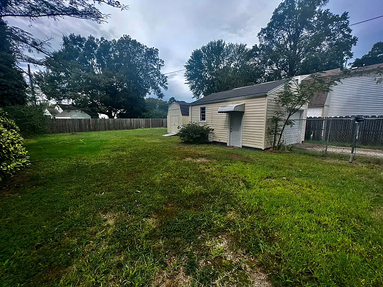 8121 Old Ocean View Rd — Photo 24