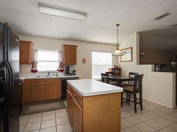 4th image of 2300 Tailburton Ct