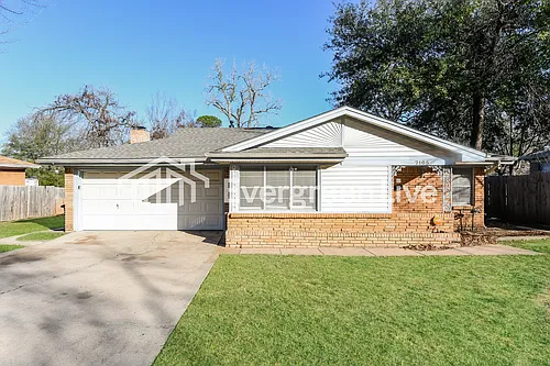 7105 Robinhood Ln Photo 1
